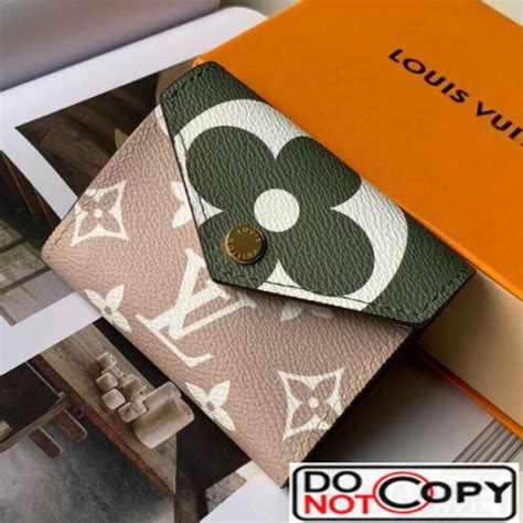 lv zoe wallet green|Zoé Wallet Monogram .